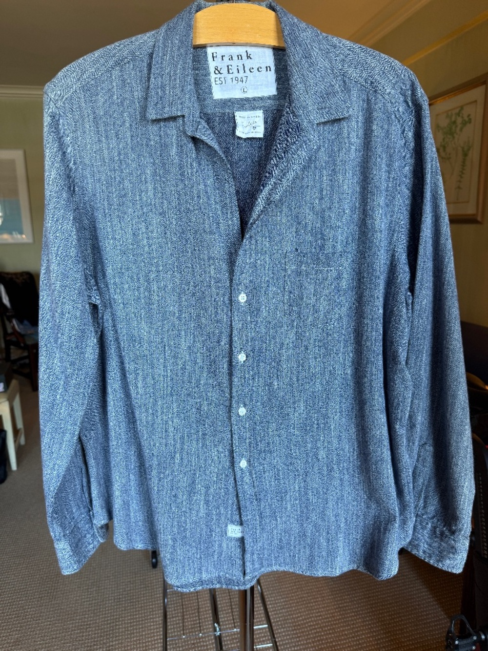 Frank & Eileen "Eileen" Relaxed-Fit Italian Classic Button-Up Size L